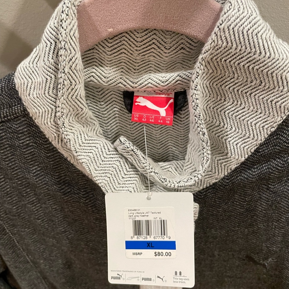 PUMA lifestyle gray jacket full zip asymmetric turtle neck (XL)